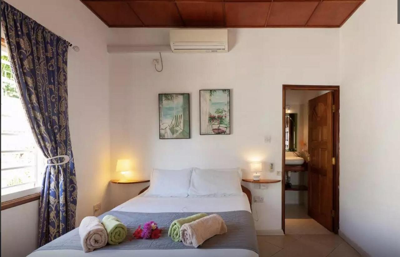 Maison De Vacanze Baie Sainte Anne Dış mekan fotoğraf